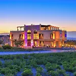 Noble Crown Stone House Cappadocia 3*