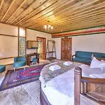 Noble Crown Stone House Cappadocia 3* Uchisar
