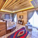 Noble Crown Stone House Cappadocia 3*