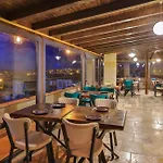 Noble Crown Stone House Cappadocia 3*