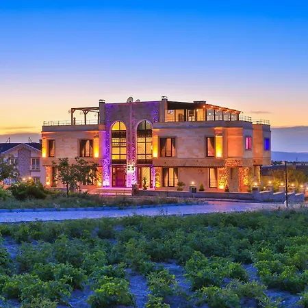 Noble Crown Stone House Cappadocia 4* Üçhisar