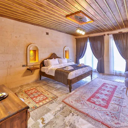 Noble Crown Stone House Cappadocia *