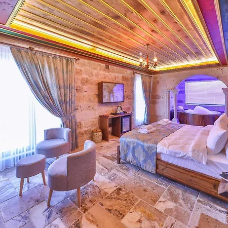 Noble Crown Stone House Cappadocia 4* Üçhisar
