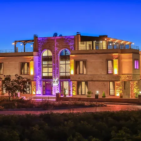 Noble Crown Stone House Cappadocia 4*