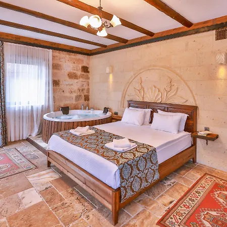 Noble Crown Stone House Cappadocia 3*