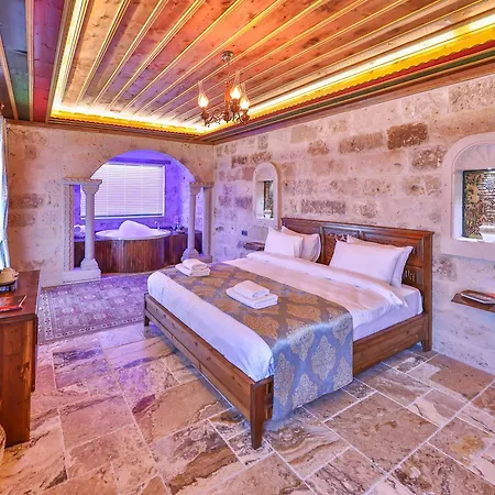 Noble Crown Stone House Cappadocia ベッド・アンド・ブレックファスト ウチヒサール