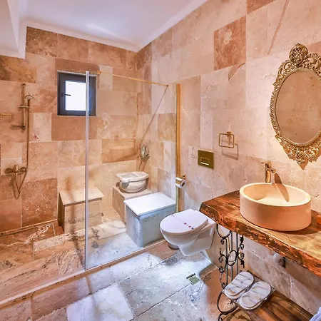 Noble Crown Stone House Cappadocia ベッド・アンド・ブレックファスト ウチヒサール