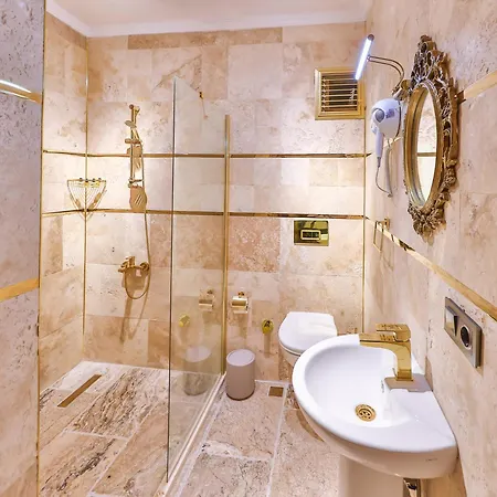 Noble Crown Stone House Cappadocia 4*
