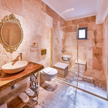 Noble Crown Stone House Cappadocia 4* ウチヒサール