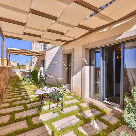 ベッド・アンド・ブレックファスト Noble Crown Stone House Cappadocia 4*