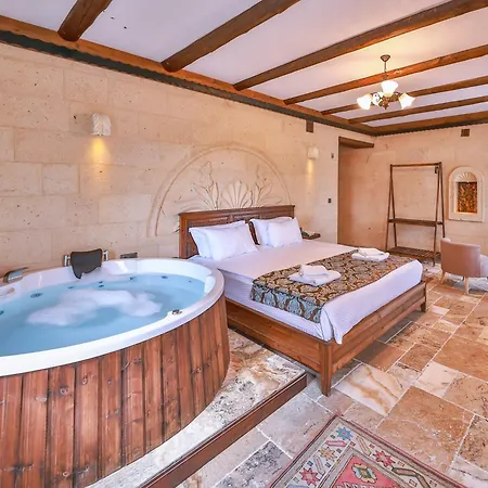 Noble Crown Stone House Cappadocia 4* ウチヒサール