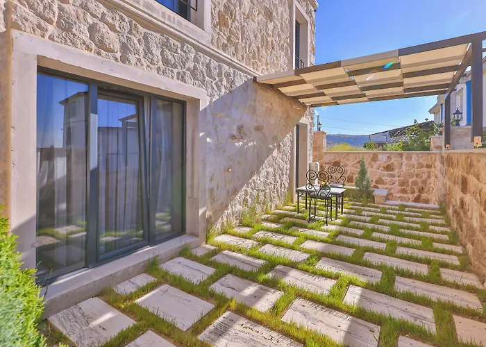 Noble Crown Stone House Cappadocia 4*