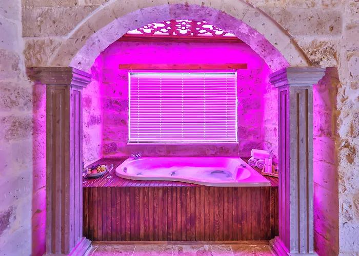 Noble Crown Stone House Cappadocia Bed & Breakfast 4*