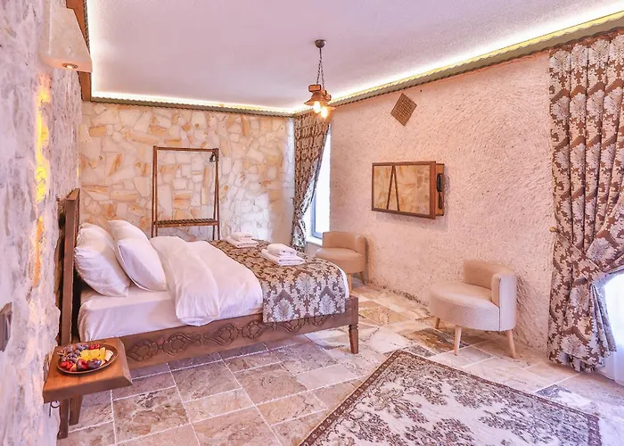 Noble Crown Stone House Cappadocia 4*